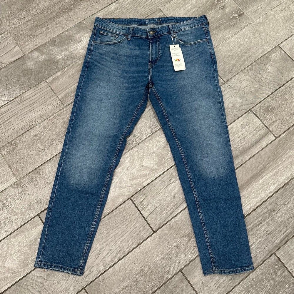 NEW Celio Men’s Slim Medium-Light Wash Blue Jeans